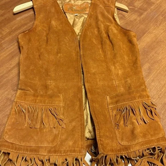 Vintage “The Tannery” Montgomery Ward Brown Suede Leather 70’s 60’s Fringe Vest - Picture 4 of 16